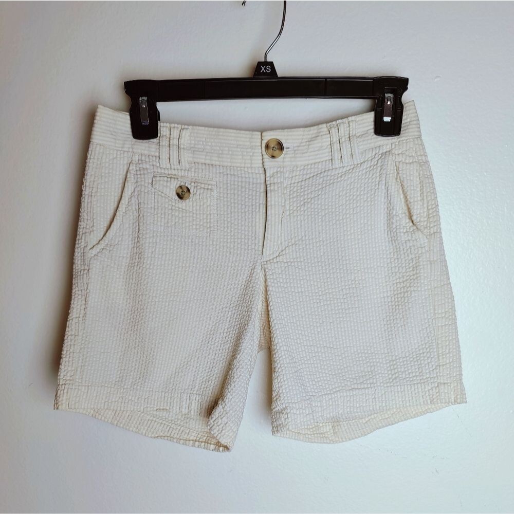 Banana Republic Beige Textured Striped Shorts, Size 0P